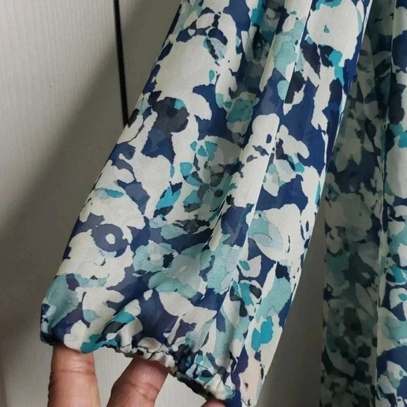 ELLE | Size S | Teal Blue Cream | Blouse - Picture 5 of 8